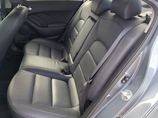 Used 2017 Kia Forte EX image 16