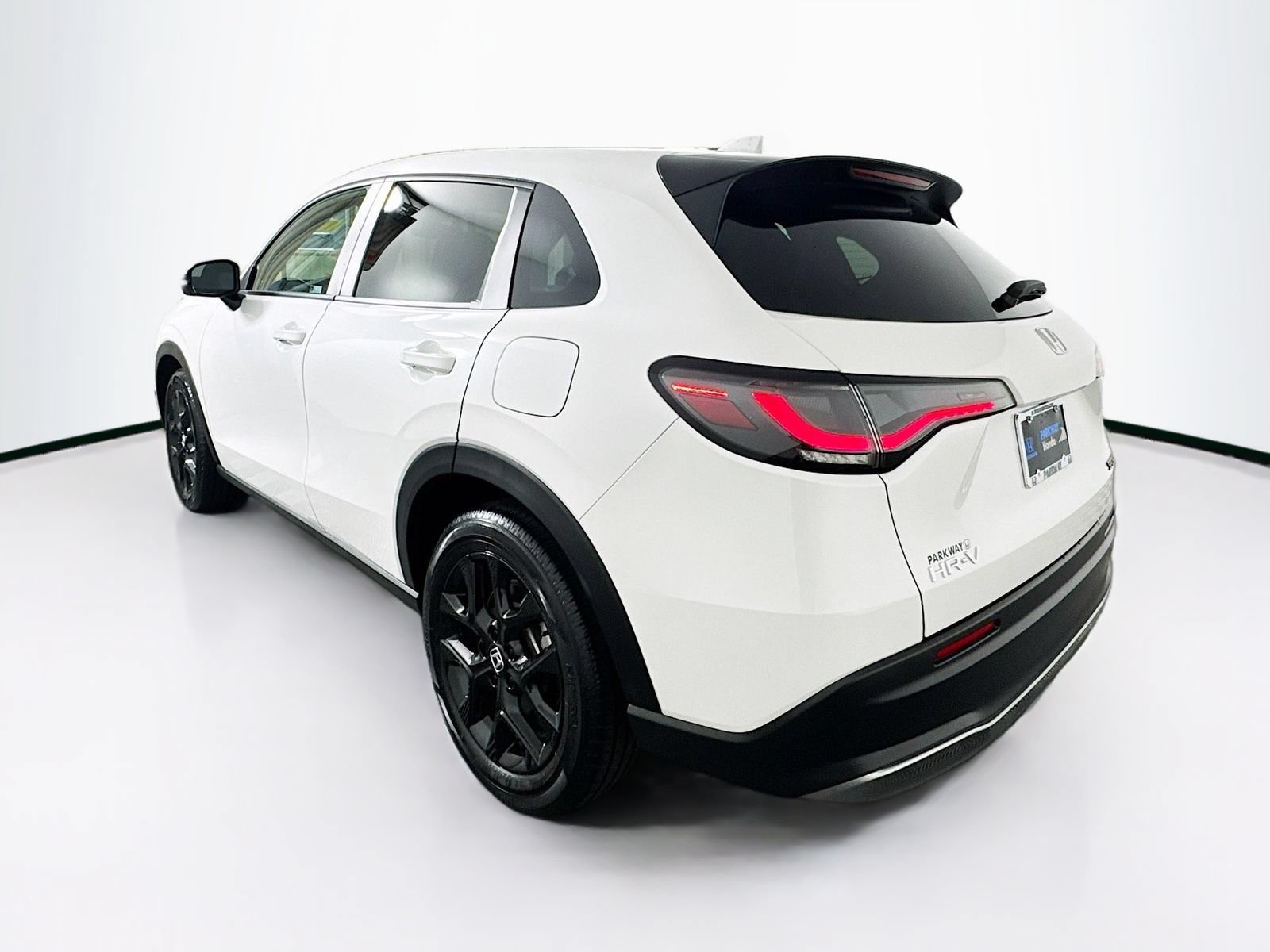Used 2024 Honda HR-V Sport image 6