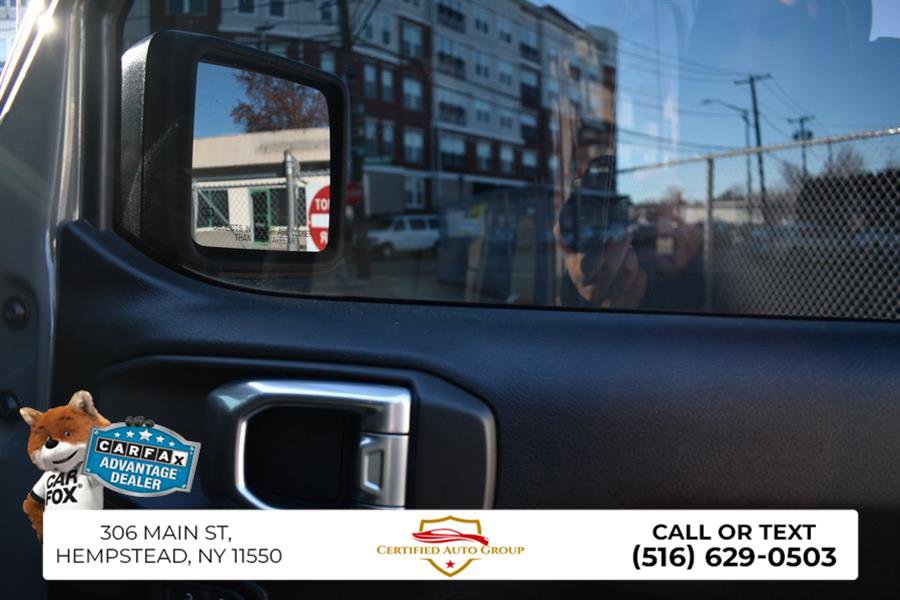 Used 2022 Jeep Gladiator Willys image 22