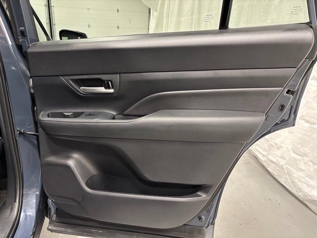 Used 2026 Toyota Grand Highlander AWD image 54