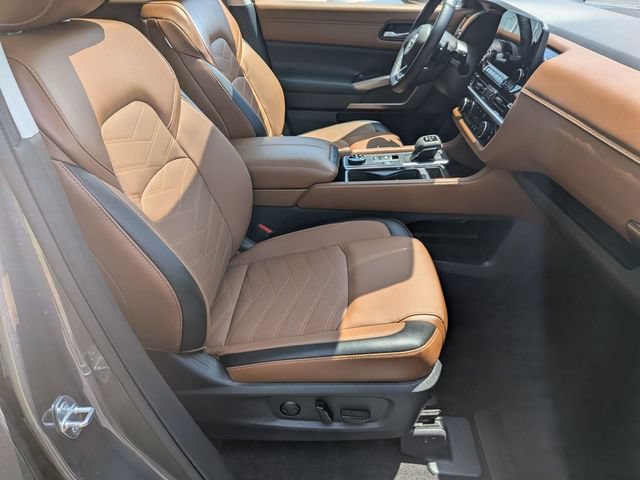 Certified 2023 Nissan Pathfinder Platinum AWD/4WD image 29