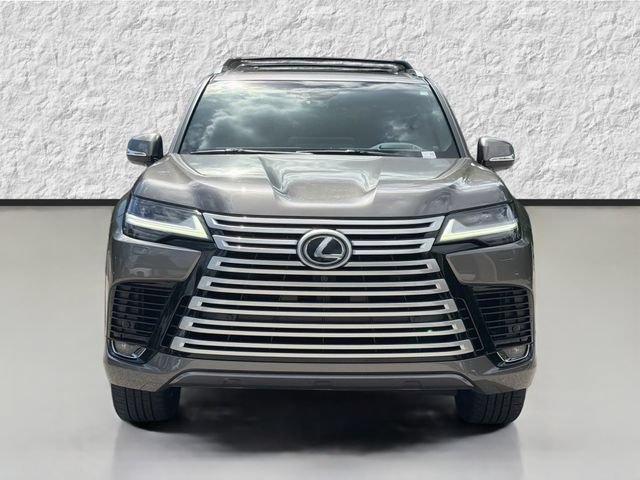 Used 2024 Lexus LX 600 4WD w/ Luxury Package image 8