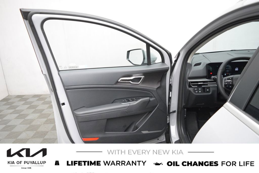 New 2026 Kia Sportage EX image 9