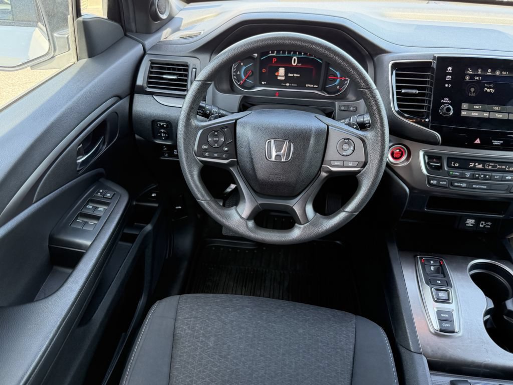 Used 2021 Honda Passport Sport image 14