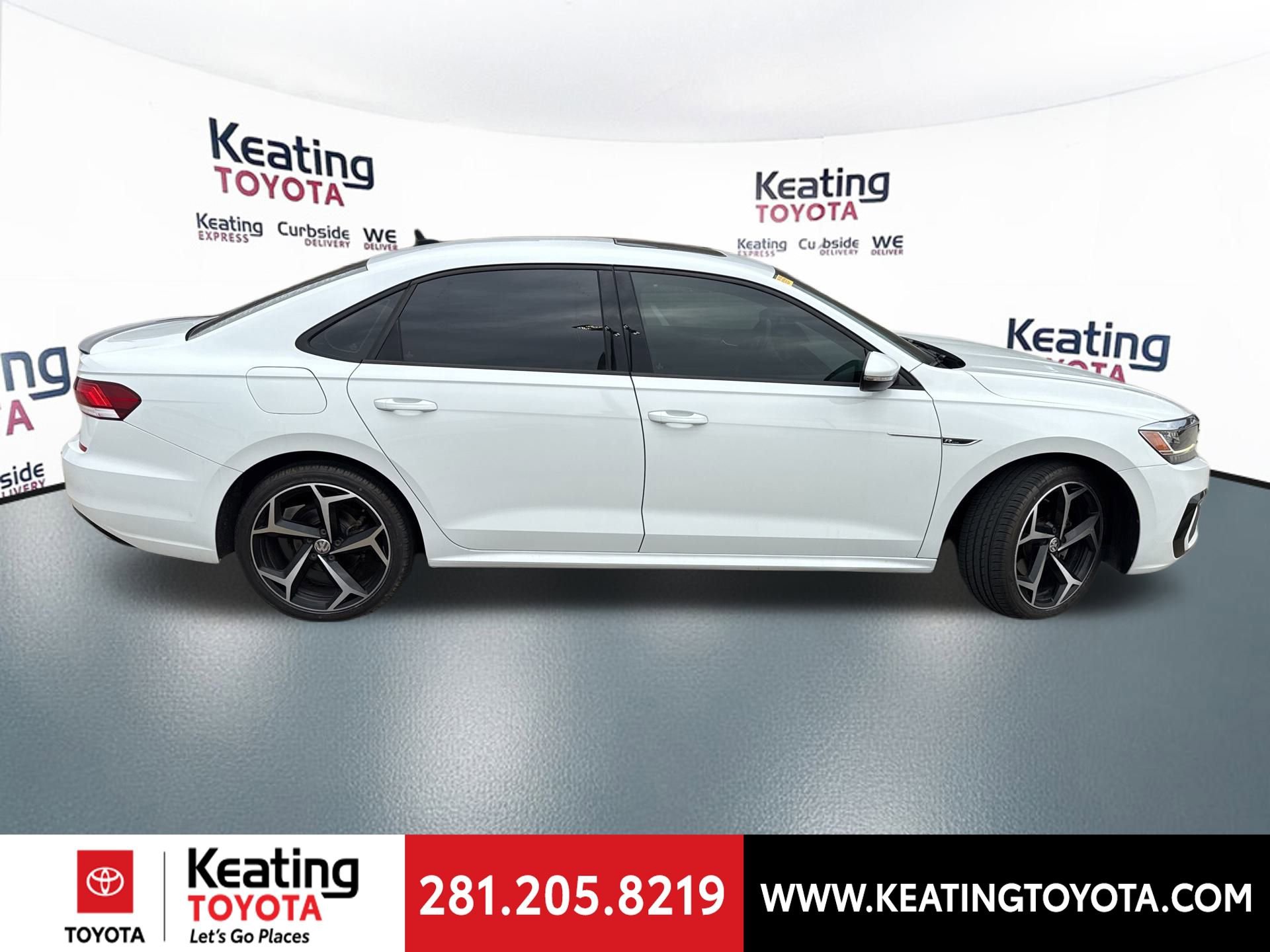 Used 2022 Volkswagen Passat 2.0T R-Line image 34