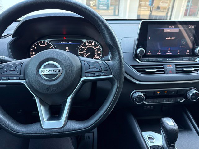 Used 2020 Nissan Altima 2.5 S FWD image 36