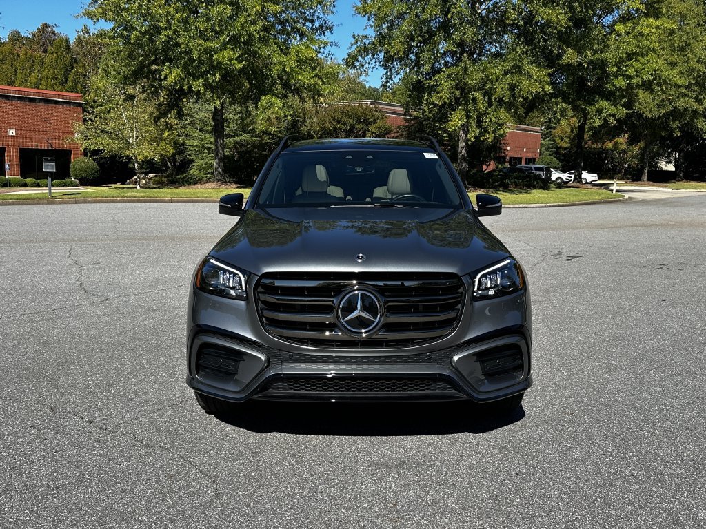 Certified 2025 Mercedes-Benz GLS 450 4MATIC image 3