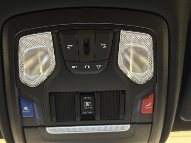 Used 2022 RAM 1500 Big Horn AWD/4WD image 34