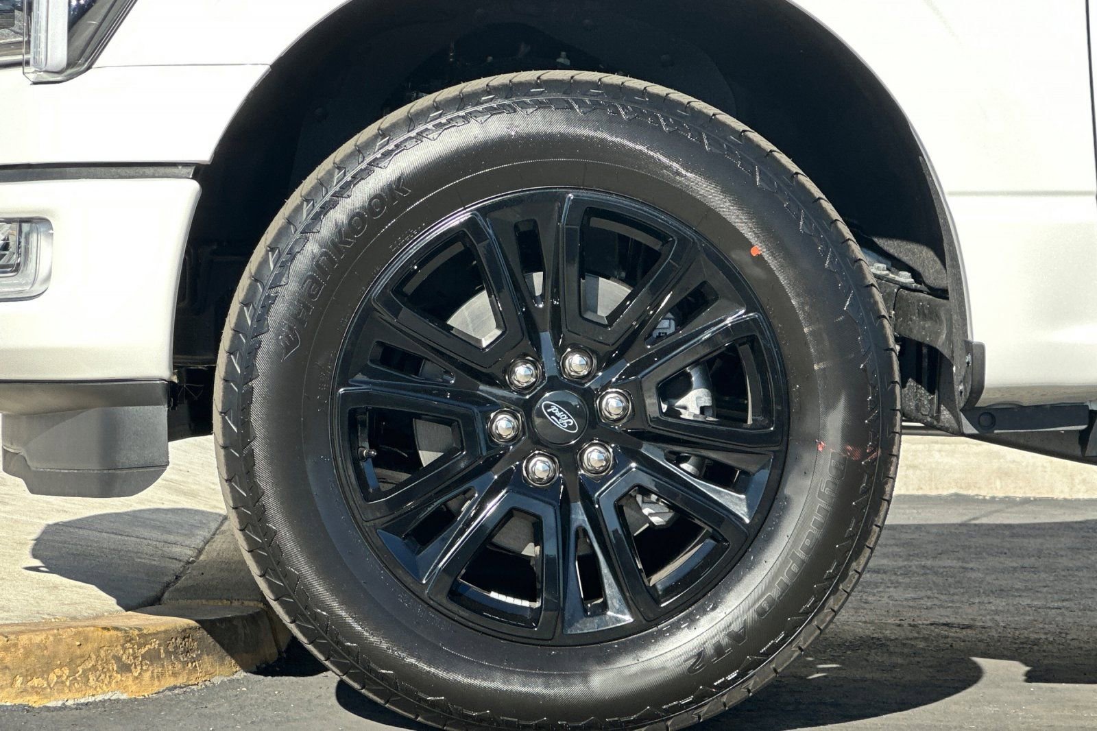 New 2025 Ford F150 Platinum w/ FX4 Off-Road Package image 24