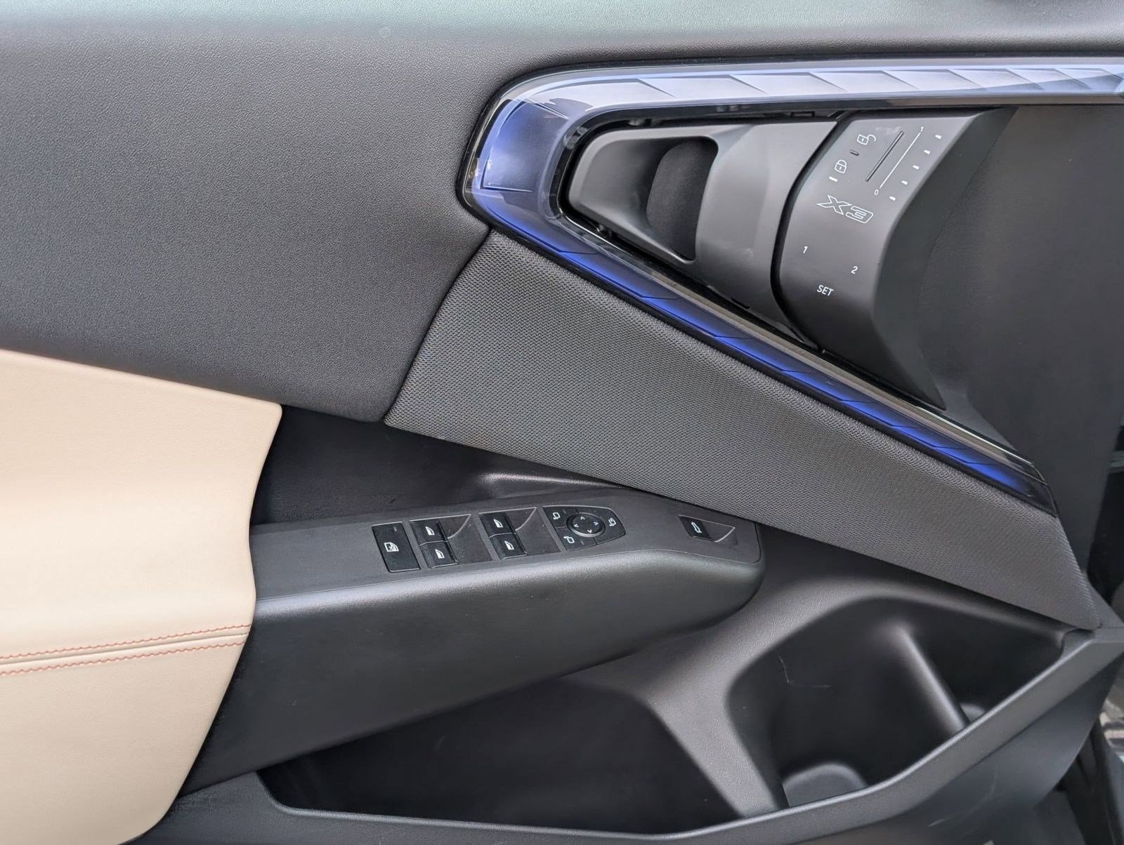 Used 2025 BMW X3 xDrive30i image 14