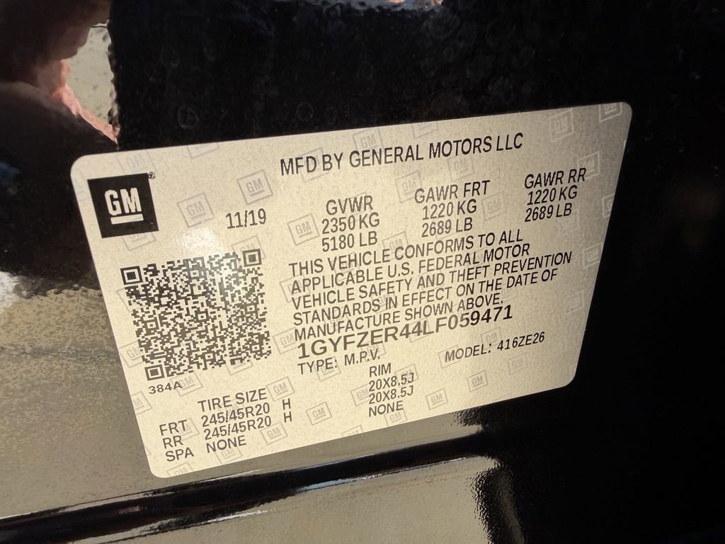Used 2020 Cadillac XT4 Sport w/ Cold Weather Package FWD image 29