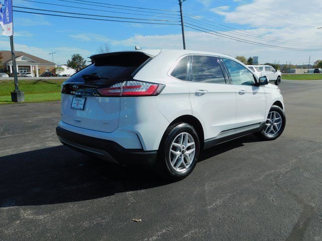 Used 2024 Ford Edge SEL image 7