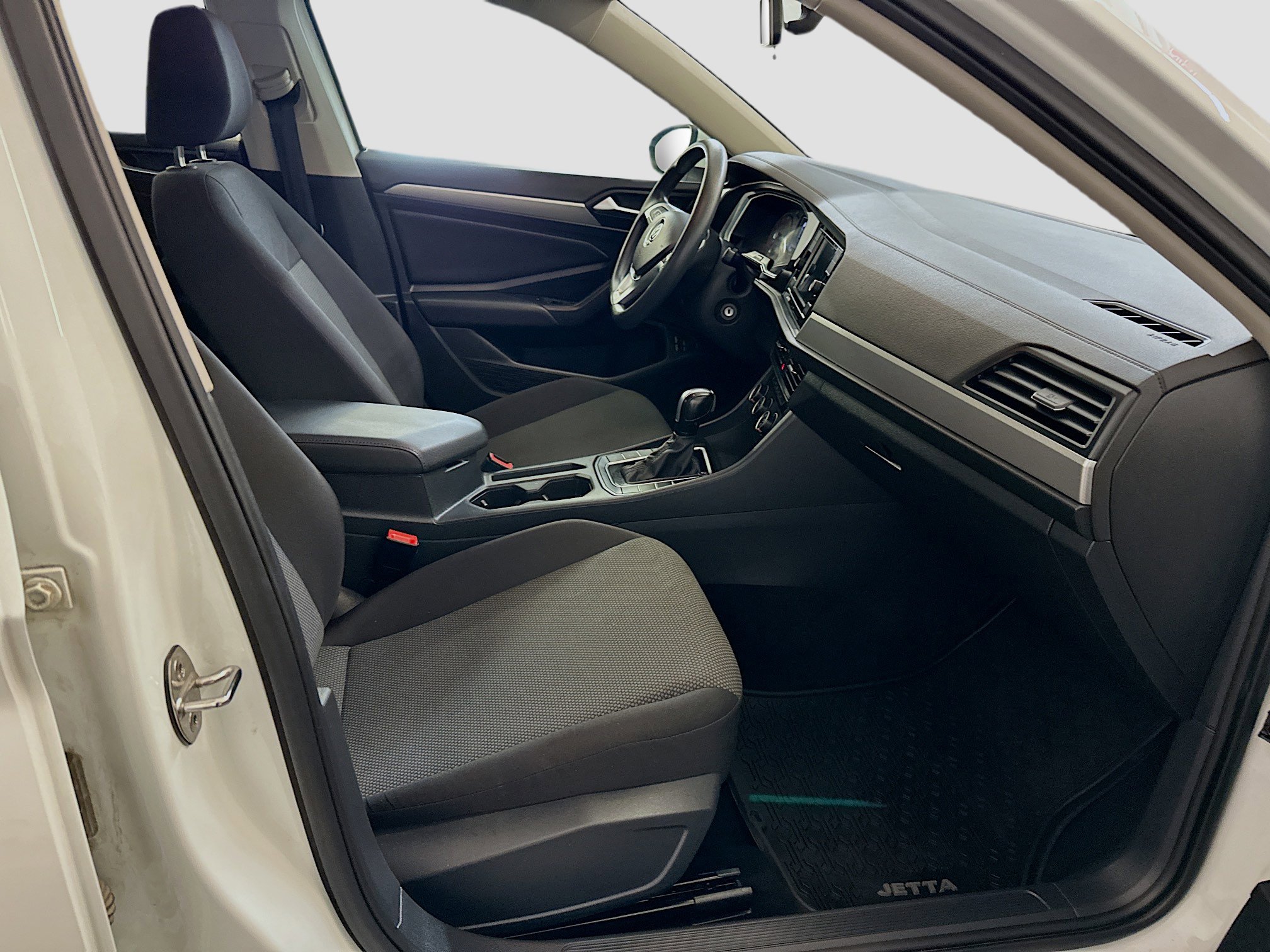 Used 2020 Volkswagen Jetta S image 31