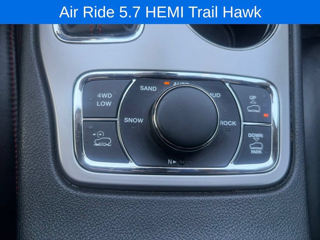 Used 2021 Jeep Grand Cherokee Trailhawk w/ Premium Lighting Group AWD/4WD image 42