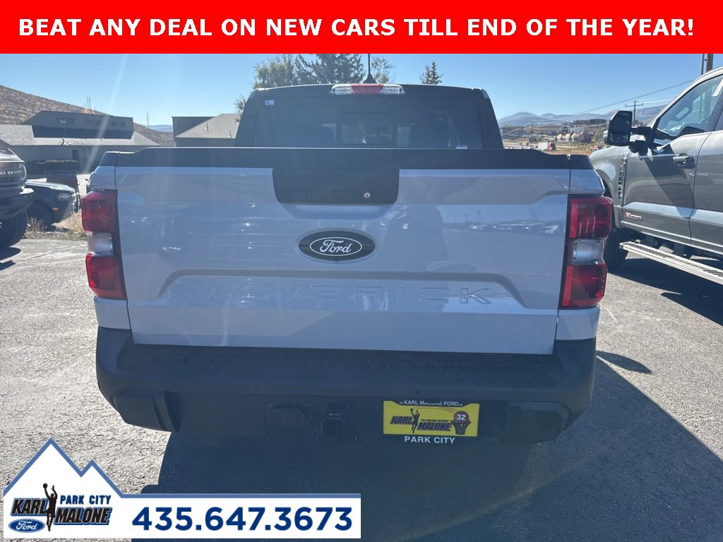 New 2025 Ford Maverick Lariat w/ Black Appearance Package image 3