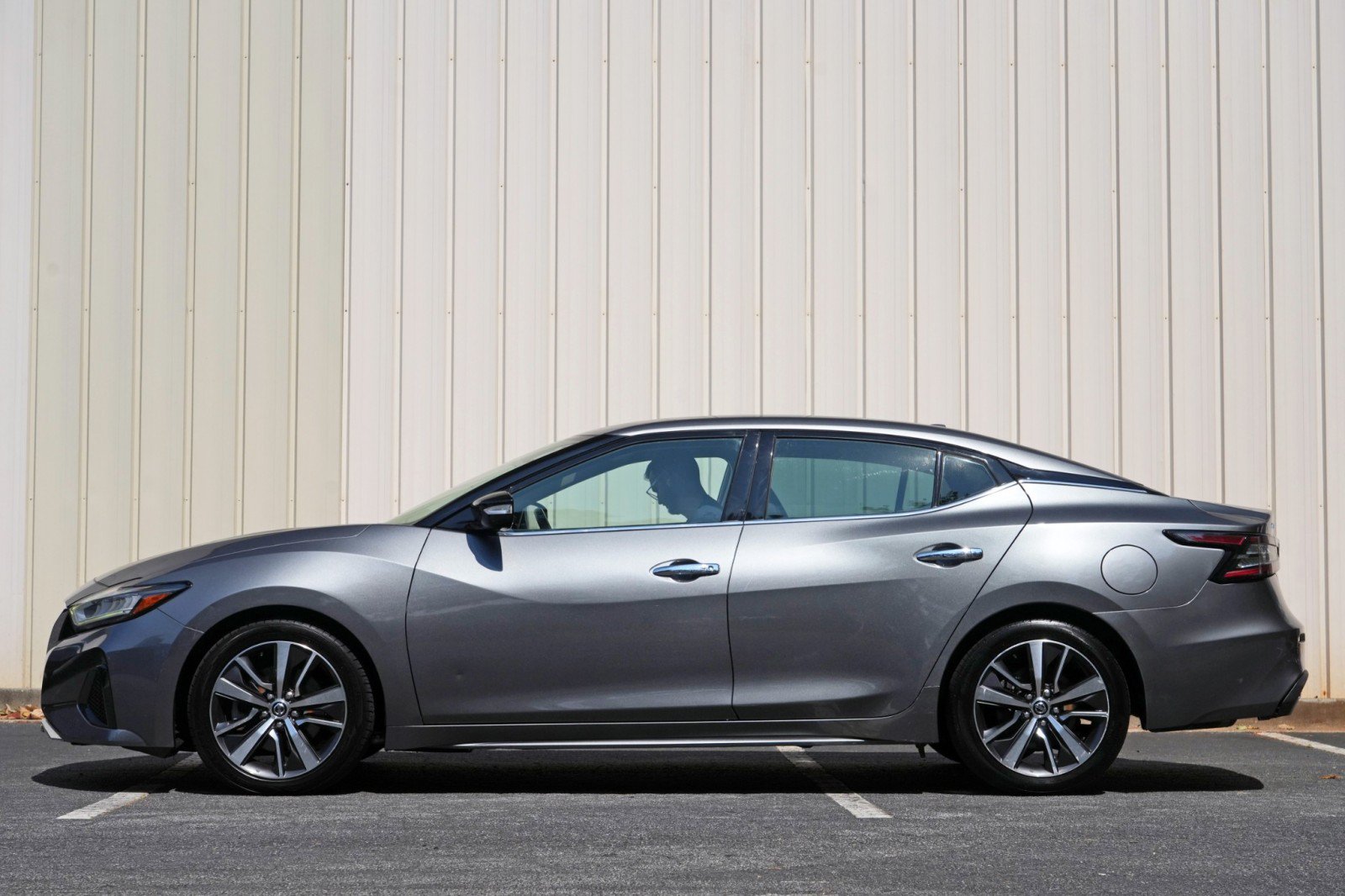 Used 2019 Nissan Maxima 3.5 SV w/ Floor Mat Group FWD image 8