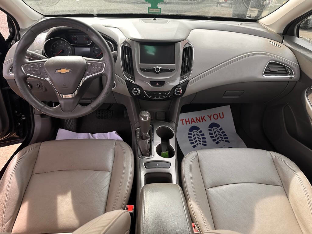 Used 2016 Chevrolet Cruze Premier FWD image 10