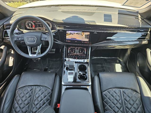 Used 2023 Audi SQ8 Prestige AWD/4WD image 4