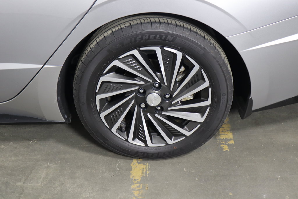 Used 2021 Hyundai Sonata Limited FWD image 44