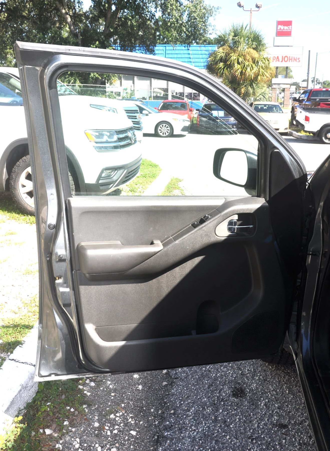 Used 2006 Nissan Frontier SE w/ (P01) Power Pkg RWD image 11