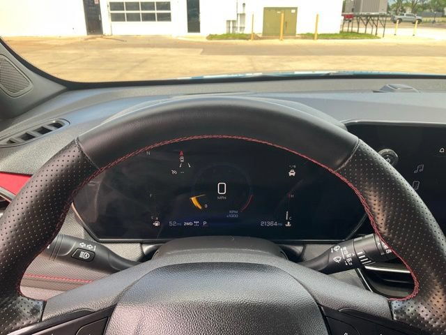 Used 2025 Chevrolet TrailBlazer RS w/ Driver Confidence Package AWD/4WD image 13