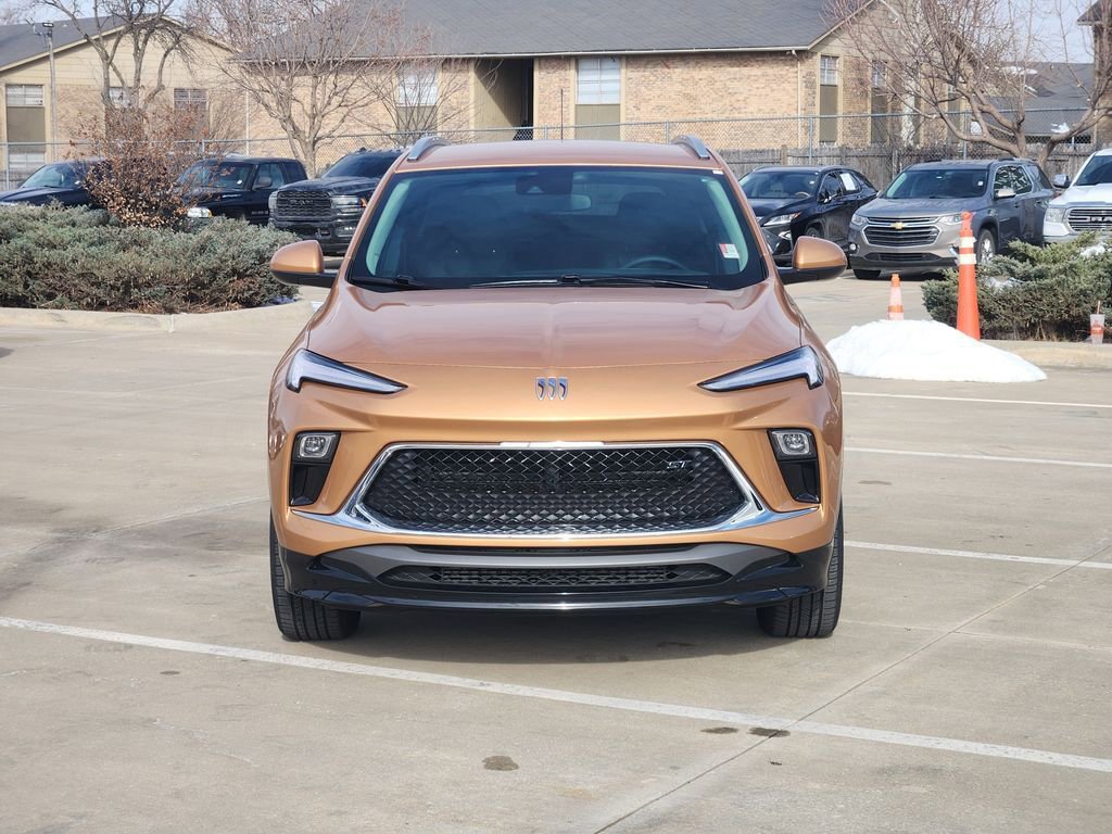 Used 2024 Buick Encore GX Sport Touring video 2