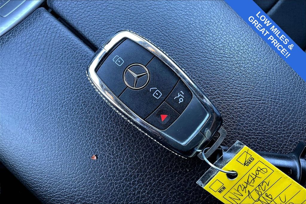 Used 2022 Mercedes-Benz GLC 300 image 14