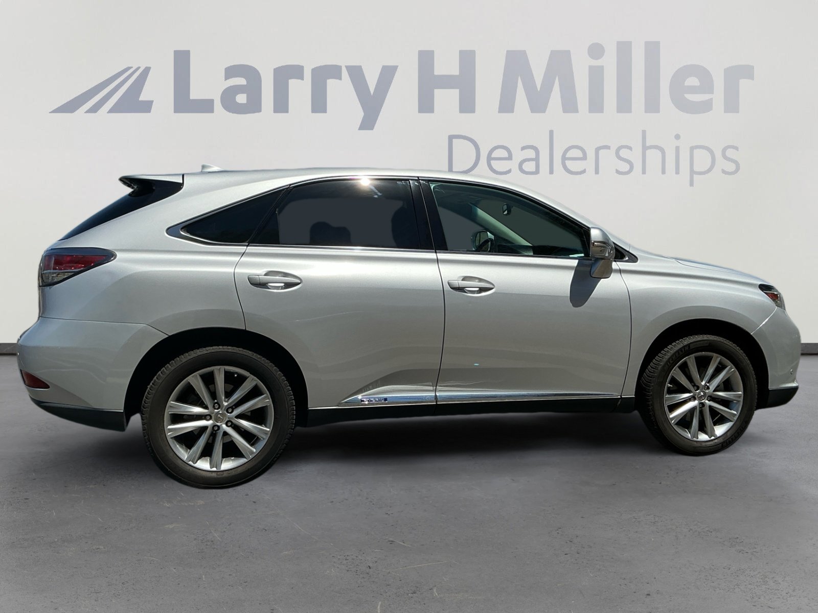 Used 2015 Lexus RX 450h FWD image 6