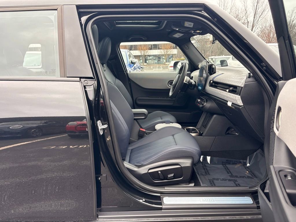 Used 2025 MINI Cooper S image 26