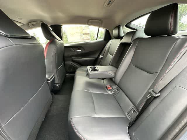 New 2026 Toyota Prius Plug-In Hybrid w/ Limited Premium Package FWD image 17