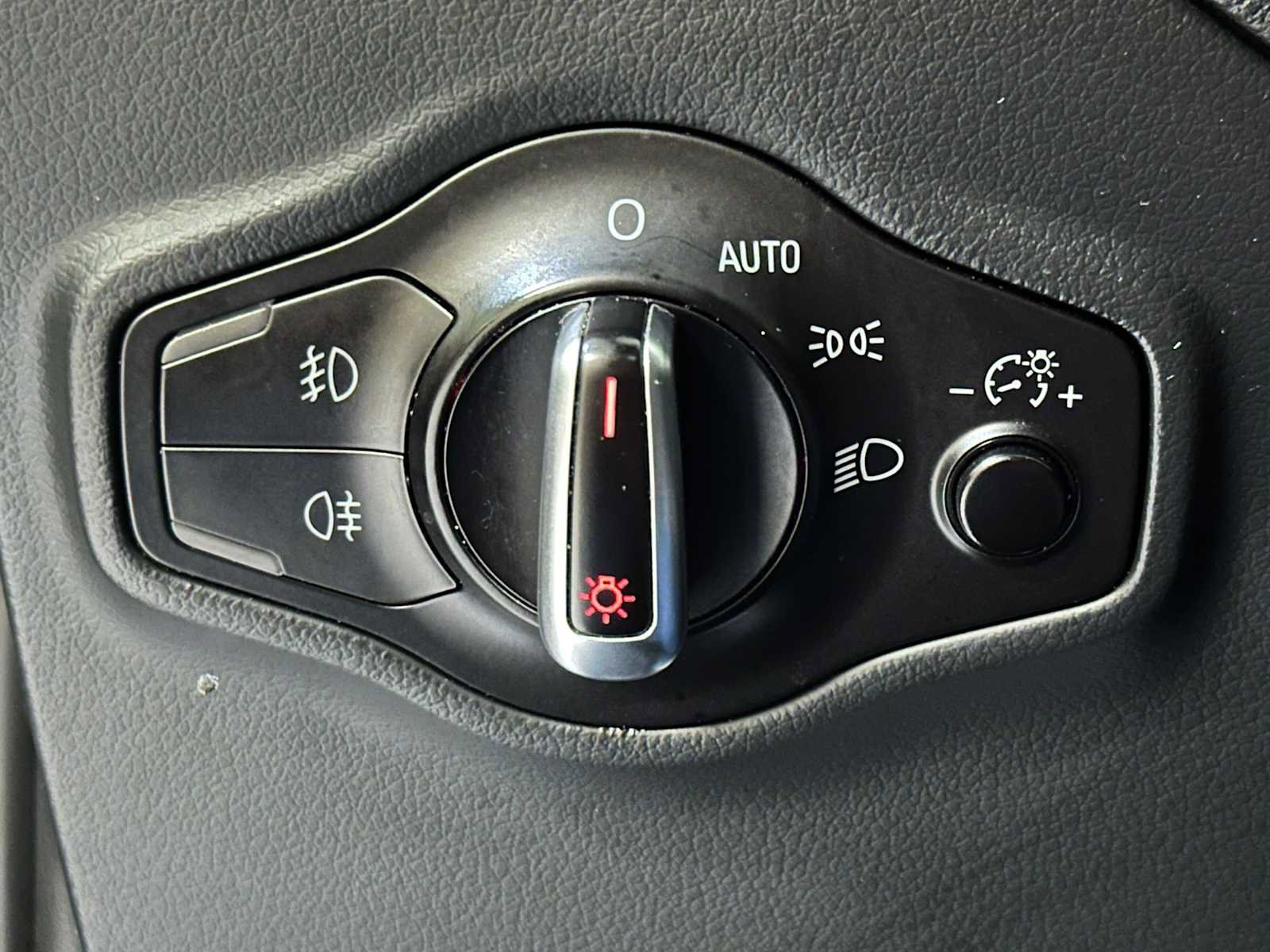 Used 2015 Audi Q5 TDI Premium Plus w/ Technology Package image 18