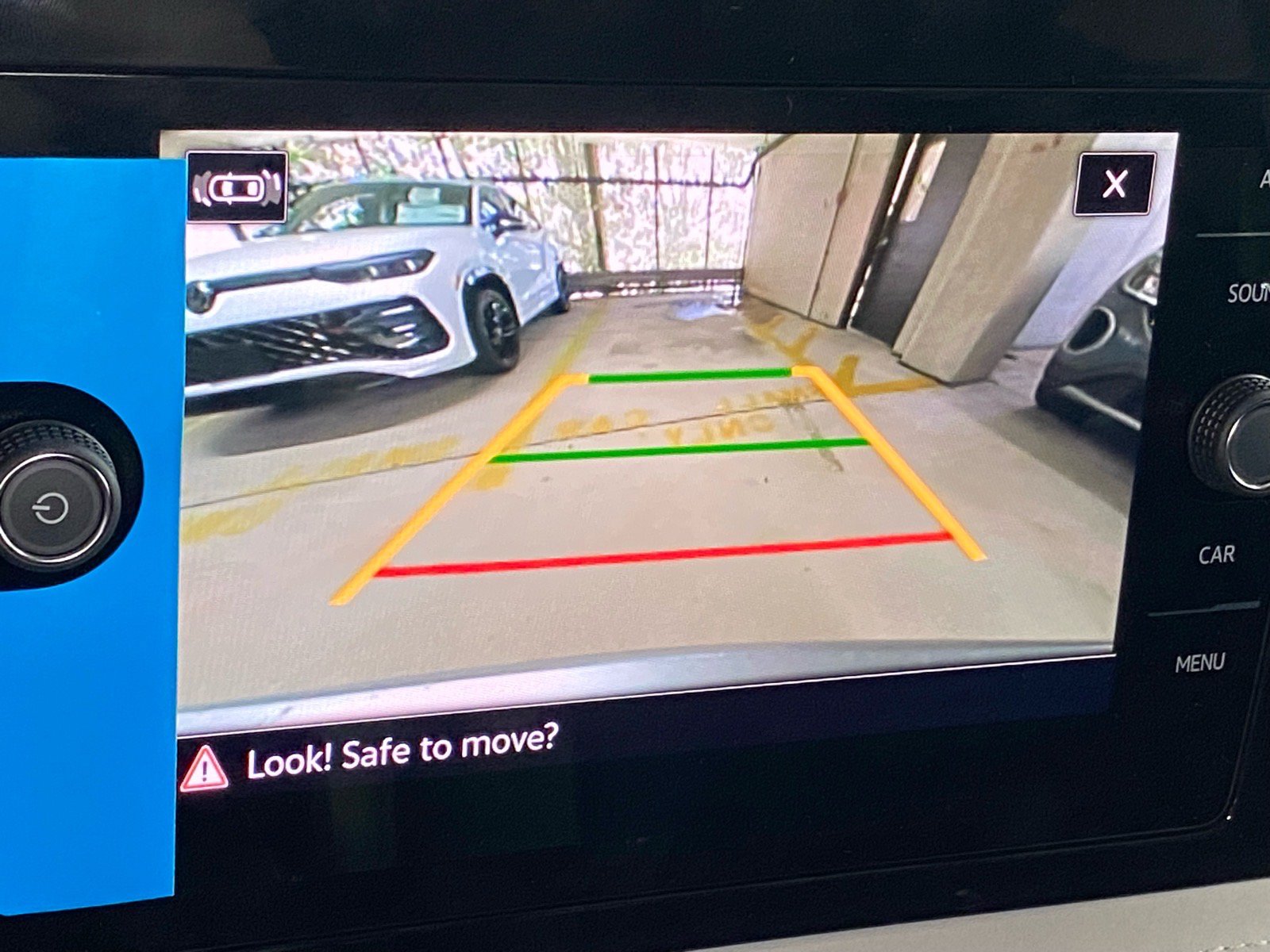 New 2026 Volkswagen Taos SE FWD image 9