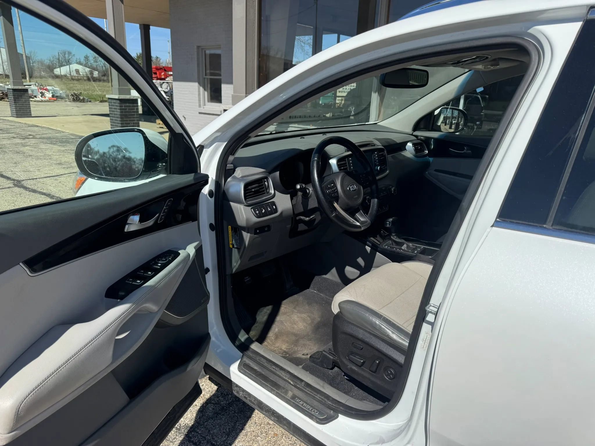 Used 2016 Kia Sorento SX AWD/4WD image 9
