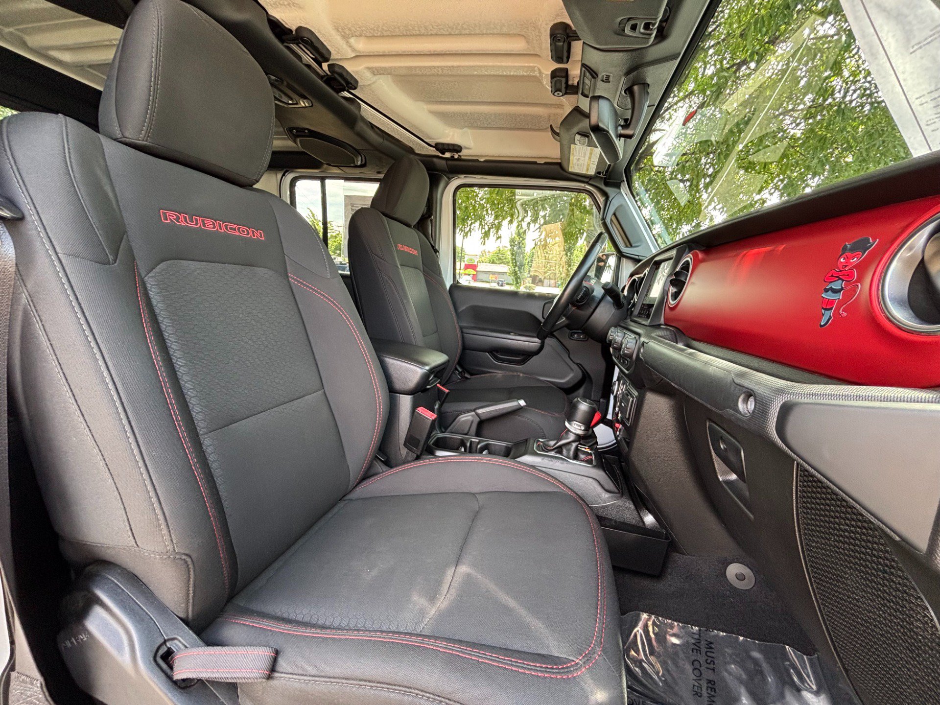 Used 2022 Jeep Gladiator Rubicon w/ LED Lighting Group AWD/4WD image 24