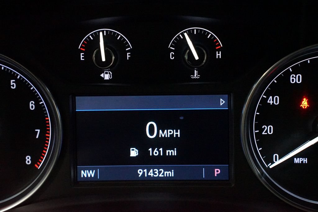 Used 2020 Buick Enclave Essence FWD image 16