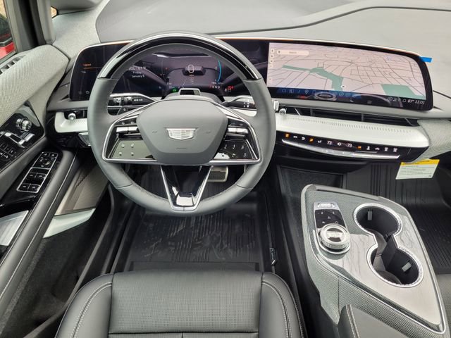 New 2026 Cadillac Optiq Luxury 2 image 11