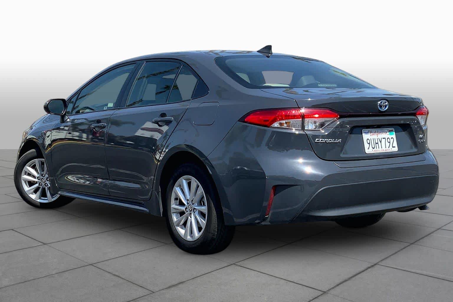 Certified 2025 Toyota Corolla LE w/ LE Premium Package FWD image 11