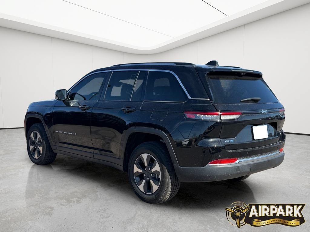New 2023 Jeep Grand Cherokee 4WD 4xe w/ Luxury Tech Group II image 6