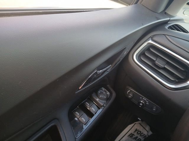 Used 2022 Chevrolet Equinox Premier image 21