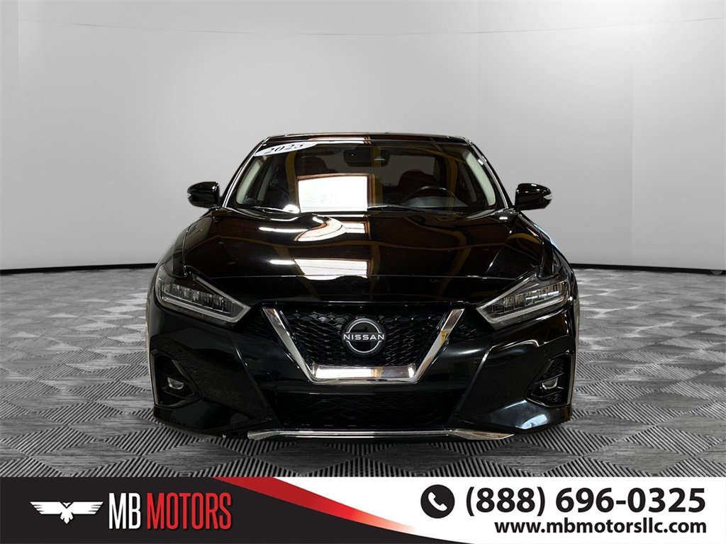 Used 2023 Nissan Maxima Platinum image 10