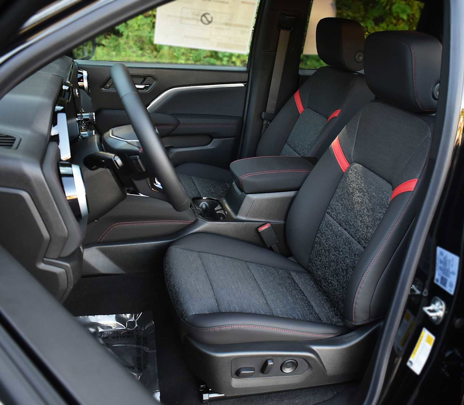 New 2026 Chevrolet Colorado Z71 image 9