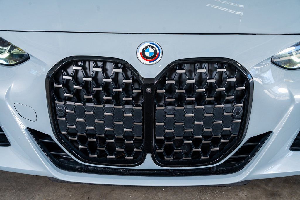 Used 2023 BMW M440i Coupe w/ Premium Package image 16