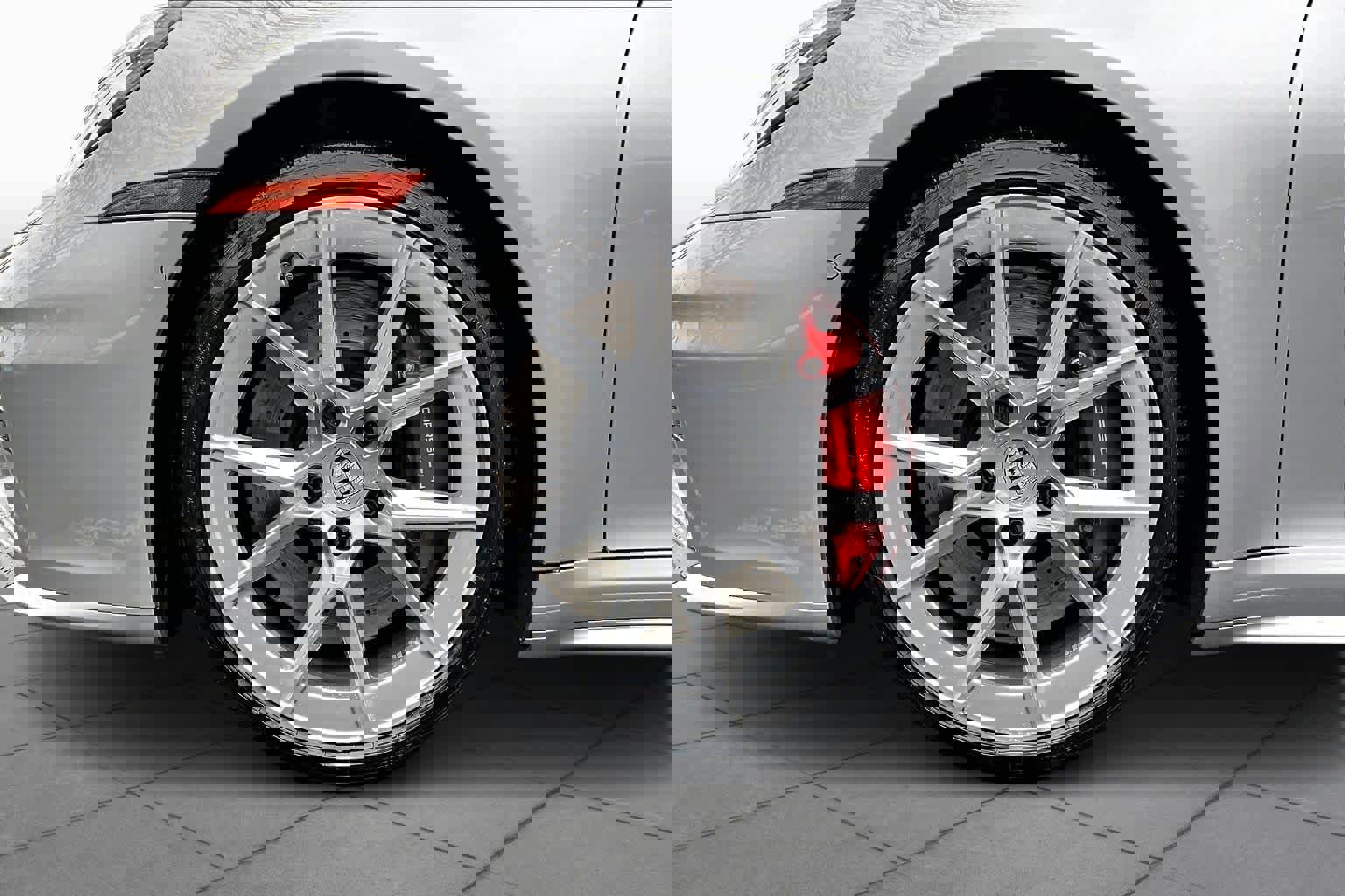 Used 2025 Porsche 911 Carrera S image 9