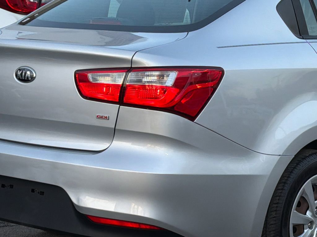 Used 2017 Kia Rio LX w/ Power Package image 6