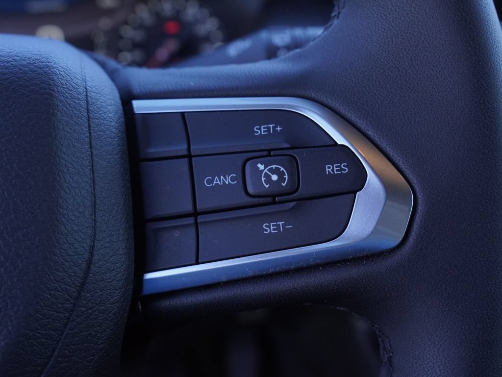 Certified 2026 Jeep Compass Latitude AWD/4WD image 16