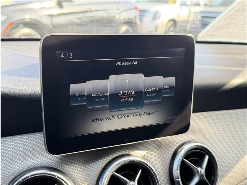 Used 2018 Mercedes-Benz CLA 250 image 43