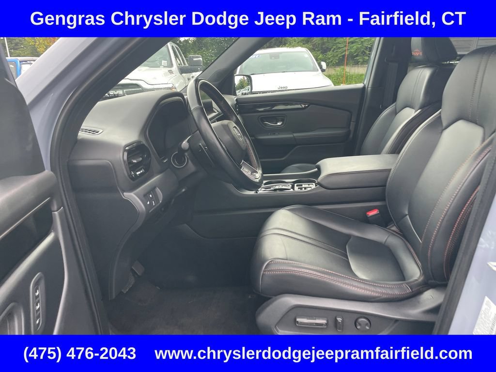 Used 2023 Honda Pilot TrailSport image 51