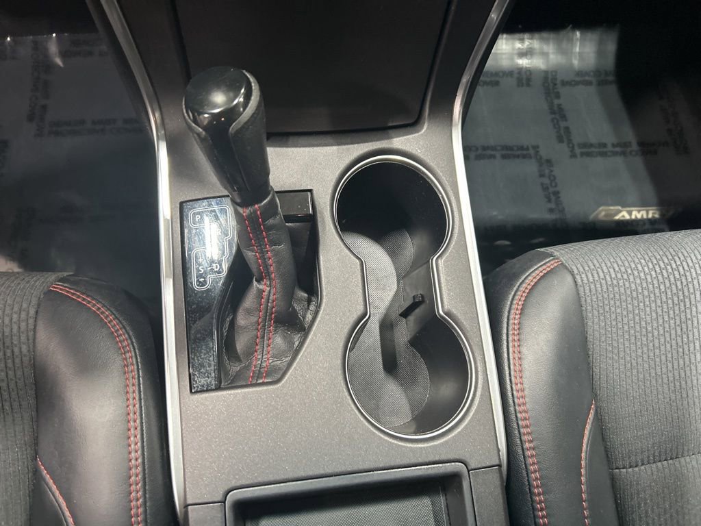 Used 2017 Toyota Camry SE image 13