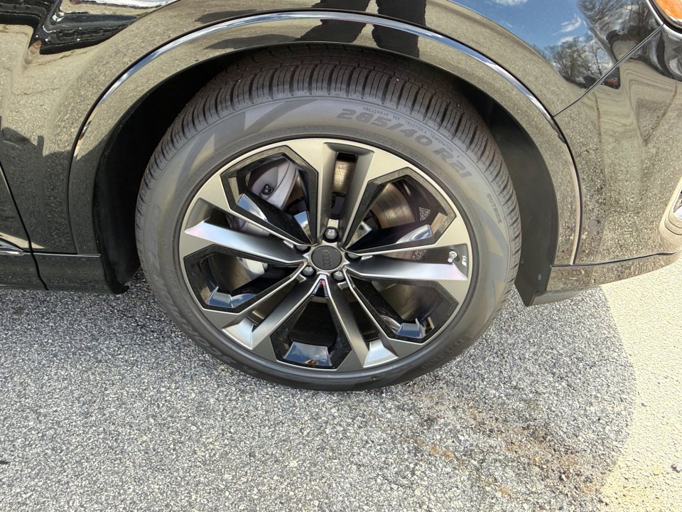 New 2026 Audi Q7 3.0T Premium Plus AWD/4WD image 25