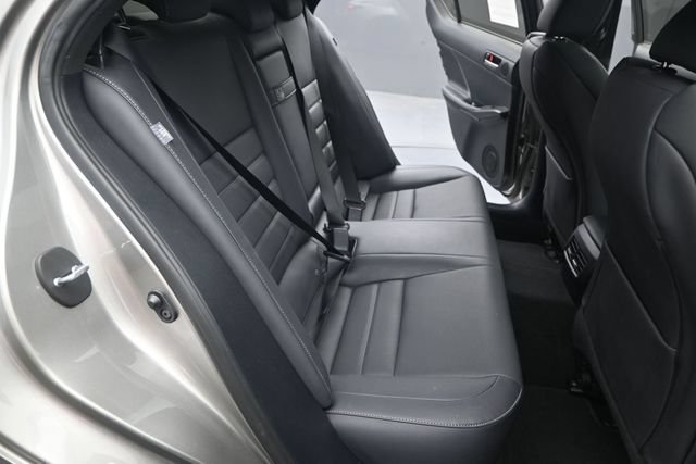 Used 2023 Lexus IS 350 F Sport RWD image 16